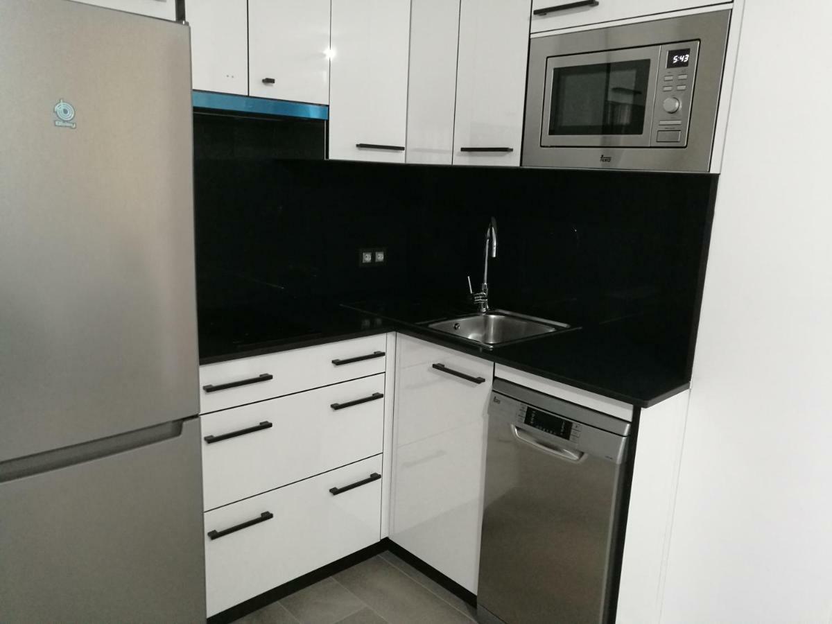 Apartamentos Las Palmeras Палма дел Рио Екстериор снимка